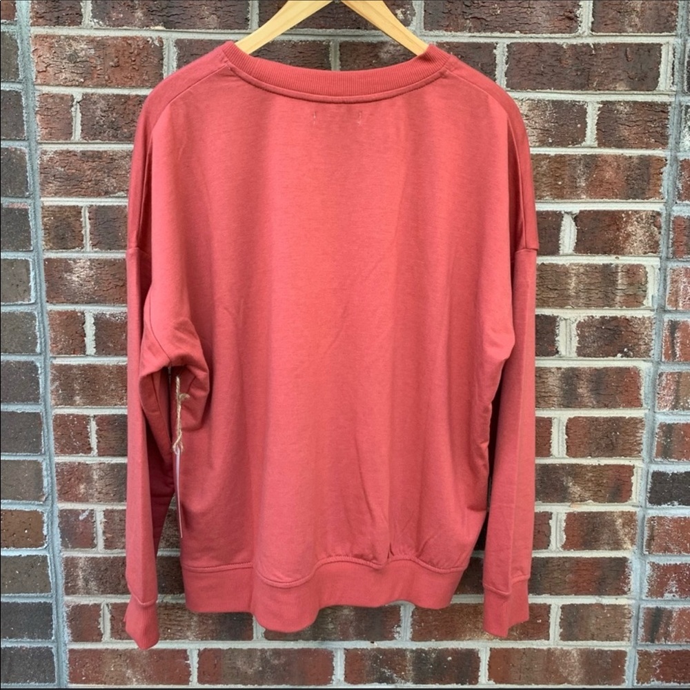 NWT Rae Dunn Women’s Spell Out San Francisco Sweatshirt Size Large - Picture 11 of 11